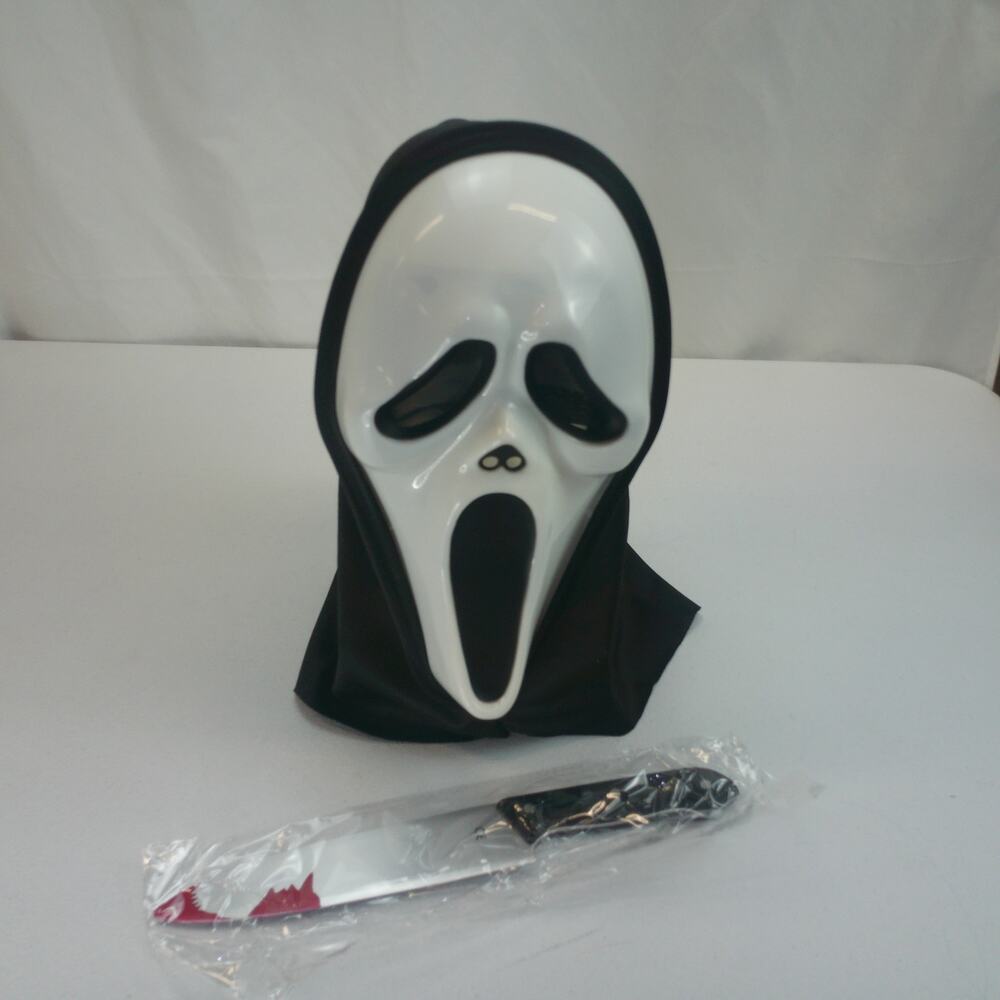 Ghostface Horror Mask with Bloody Knife Prop – Halloween Costume Set